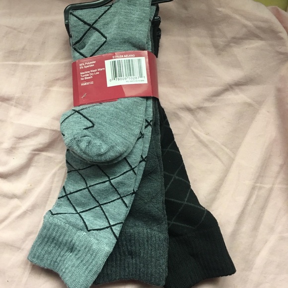 NWT 3 Pack Aerosoles Black and Gray Knee Socks - Picture 2 of 2